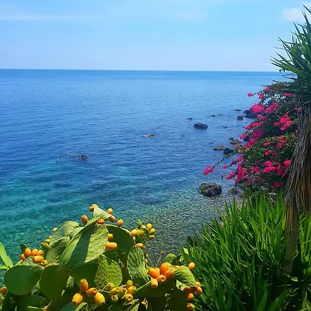 Apartment Inn * Aci Castello